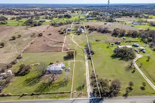 320 Windy Hill Ln, Springtown, TX 76082 - Photo 1