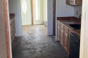 320 Windy Hill Ln, Springtown, TX 76082 - Photo 17