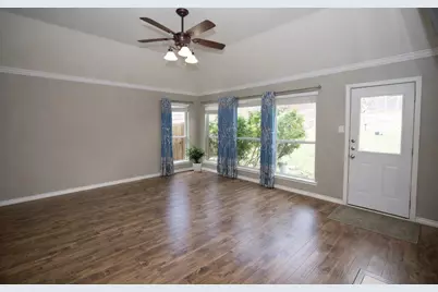 8404 Loma Alta Trail, McKinney, TX 75070 - Photo 9