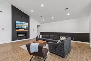 2348 Mystic Shore Dr, Cedar Hill, TX 75104 - Photo 5