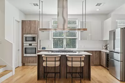 4511 Arberry Lane, Dallas, TX 75219 - Photo 7