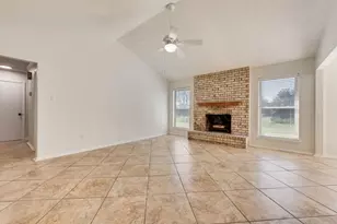 1532 Augusta Rd, Benbrook, TX 76126 - Photo 5