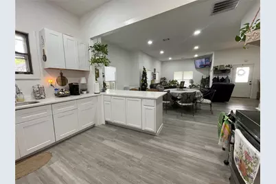 200 S Austin Street, Rice, TX 75155 - Photo 3