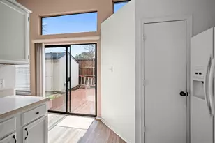 1124 Settlers Way, Lewisville, TX 75067 - Photo 9