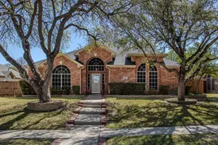 1408 Hamilton Dr, Cedar Hill, TX 75104 - Photo 1