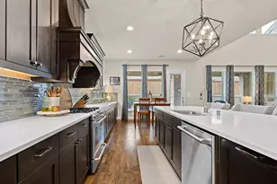 9409 Blackpine Ct, Lantana, TX 76226 - Photo 11