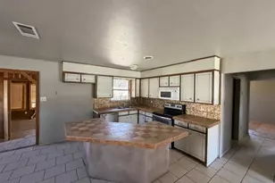 1101 Sierra Vista, Granbury, TX 76048 - Photo 11