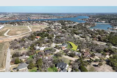 1101 Sierra Vista, Granbury, TX 76048 - Photo 5