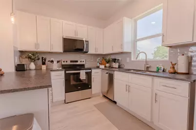 2025 Empire Central Drive #101, Dallas, TX 75235 - Photo 3