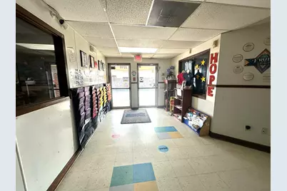 2210 Kelly Boulevard, Carrollton, TX 75006 - Photo 3