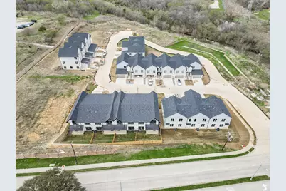 810 Premier Parkway, Grand Prairie, TX 75051 - Photo 37