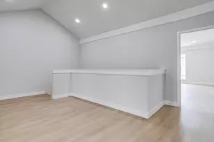 810 Premier Pkwy, Grand Prairie, TX 75051 - Photo 17