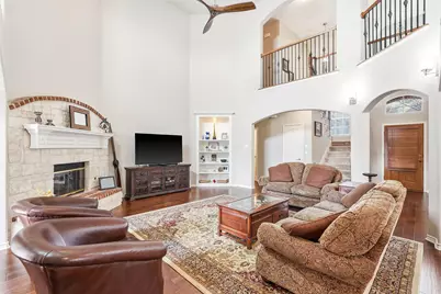 13713 Hot Springs Lane, Frisco, TX 75035 - Photo 3