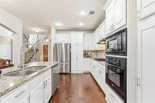 13713 Hot Springs Ln, Frisco, TX 75035 - Photo 5