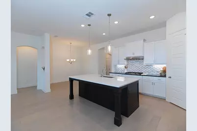 6200 Cobbetts Pond Lane, Fort Worth, TX 76179 - Photo 7