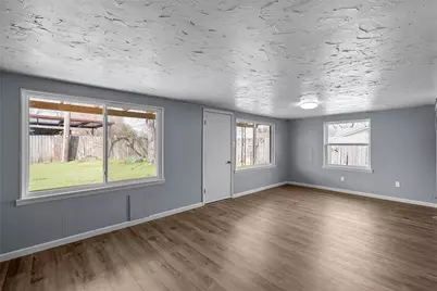 409 Greenleaf Drive, Lacy Lakeview, TX 76705 - Photo 13