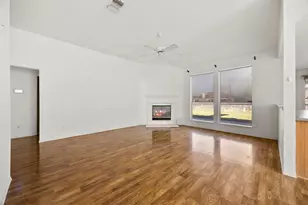 1021 Miles Ave, Burleson, TX 76028 - Photo 5