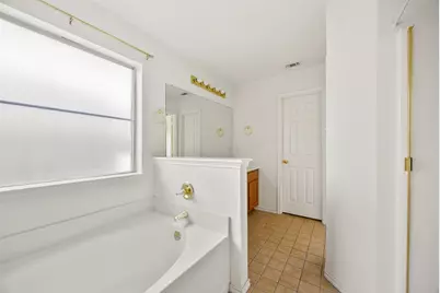 1021 Miles Avenue, Burleson, TX 76028 - Photo 15