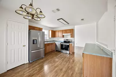 1021 Miles Avenue, Burleson, TX 76028 - Photo 9