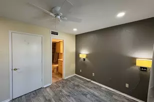 2535 Wedglea Dr, Dallas, TX 75211 - Photo 15