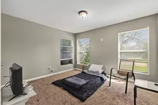 401 E 8th St, Irving, TX 75060 - Photo 15