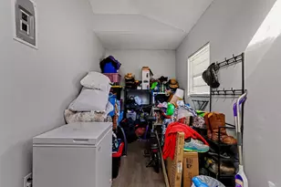 401 E 8th St, Irving, TX 75060 - Photo 23