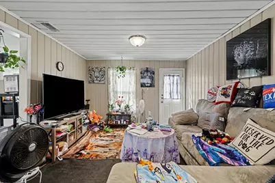 401 E 8th Street, Irving, TX 75060 - Photo 5