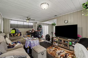 401 E 8th St, Irving, TX 75060 - Photo 3