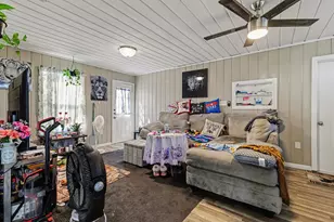 401 E 8th St, Irving, TX 75060 - Photo 7