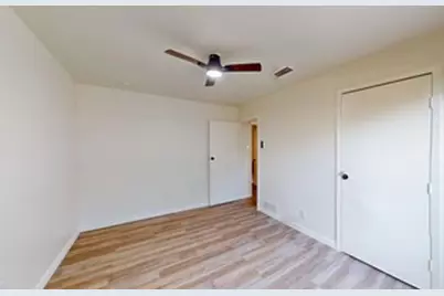 1249 Granada Lane, Lewisville, TX 75067 - Photo 17