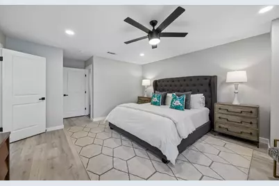 9918 Ila Drive, Dallas, TX 75220 - Photo 17