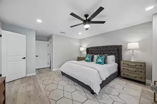 9918 Ila Dr, Dallas, TX 75220 - Photo 17