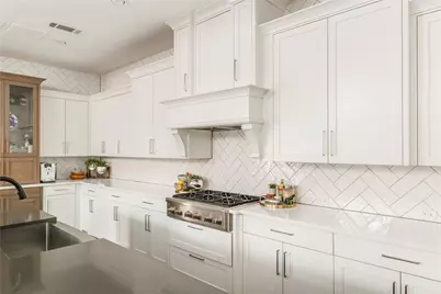 984 Thoroughbred Avenue, Frisco, TX 75036 - Photo 11