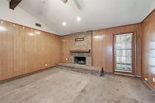 4300 Spring Hill Ln, Arlington, TX 76016 - Photo 15