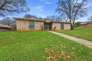 4300 Spring Hill Ln, Arlington, TX 76016 - Photo 35