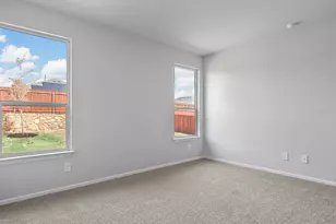 908 Traction Trl, Cleburne, TX 76031 - Photo 17