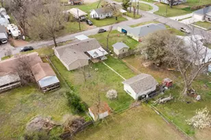 1320 Elm St, Bonham, TX 75418 - Photo 39