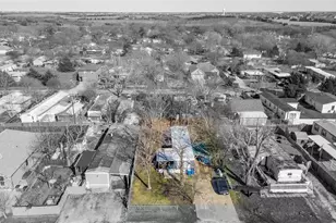 327 Chris Dr, Rockwall, TX 75032 - Photo 9