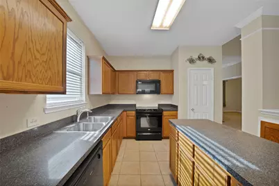 10608 Bluestone Road, Fort Worth, TX 76108 - Photo 13
