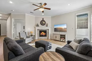 624 Ambrose St, Fort Worth, TX 76131 - Photo 11