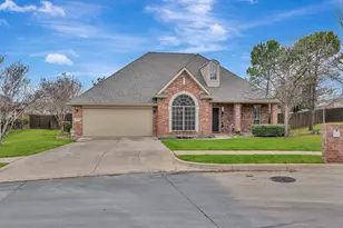 10209 Oldfield Ct, Fort Worth, TX 76244 - Photo 1