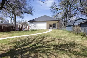 4403 N Port Ridglea Ct, Granbury, TX 76049 - Photo 23