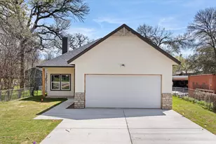 4403 N Port Ridglea Ct, Granbury, TX 76049 - Photo 3