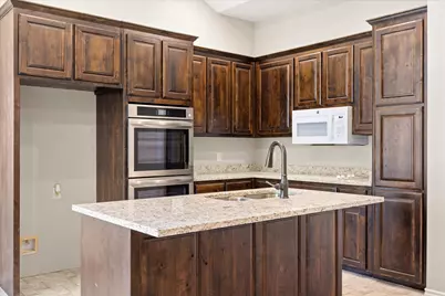 4403 N Port Ridglea Court, Granbury, TX 76049 - Photo 9