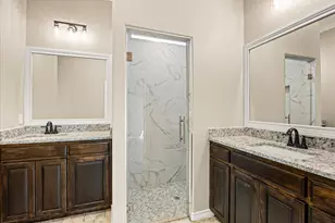 4403 N Port Ridglea Ct, Granbury, TX 76049 - Photo 15