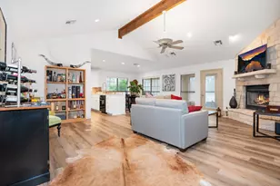 12213 Rolling Oaks Dr, Whitney, TX 76692 - Photo 3