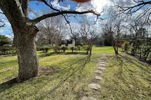 2008 Goldenrod Ln, Arlington, TX 76013 - Photo 3