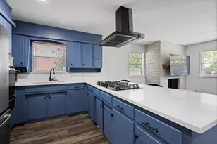 600 Meadowcrest Dr, Crowley, TX 76036 - Photo 9