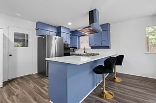 600 Meadowcrest Dr, Crowley, TX 76036 - Photo 7