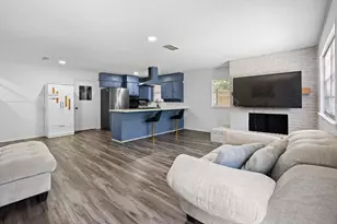 600 Meadowcrest Dr, Crowley, TX 76036 - Photo 5